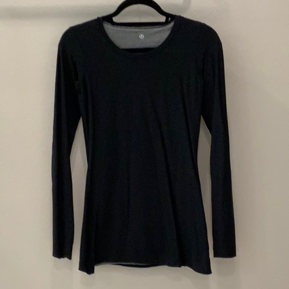 Lululemon women’s long sleeve shirt